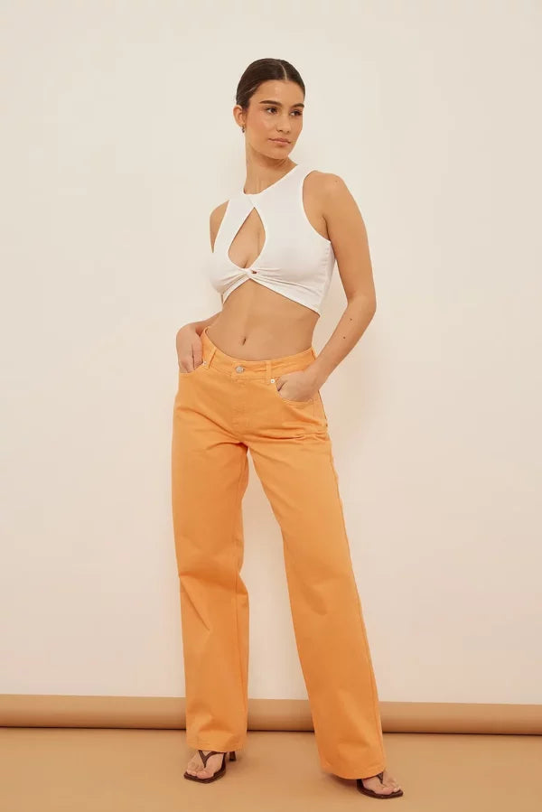 Twisted Keyhole Top
