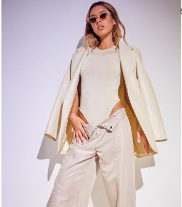 BASIC STONE SLINKY SHORT SLEEVE BODYSUIT