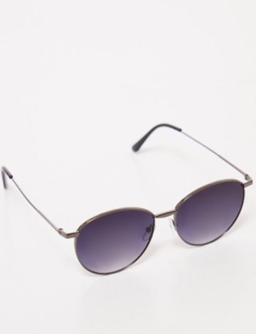 Black Metal Frame Ombre Lens Round Sunglasses