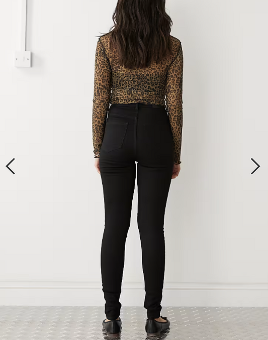 Monki Oki high waist skinny jeans in black