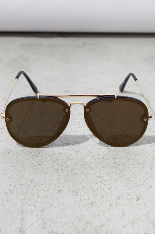 Gold Mirrored Lens Aviator Sunglasses