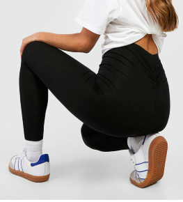 Boohoo - Shop Ruched Bum Booty Boosting Jersey Leggings