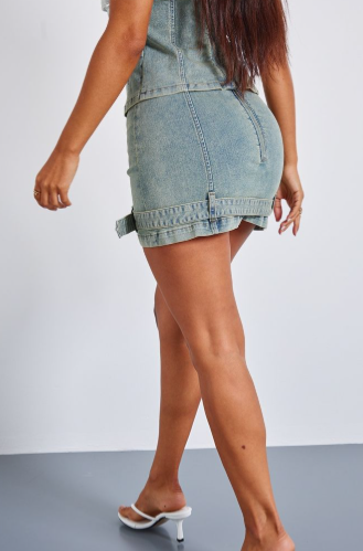 Petite Bleach Wash Denim Belted Micro Mini Skirt