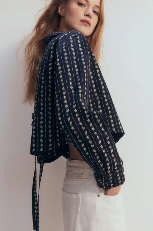 H&M CROPPED TIE-DETAIL SHIRT