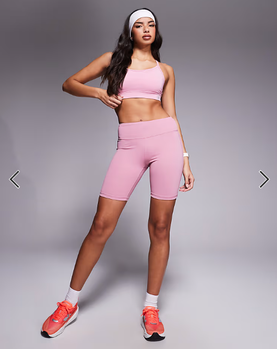 New Balance Essential sports bra in pink