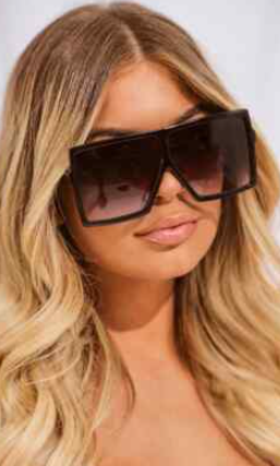 Black square sunglasses