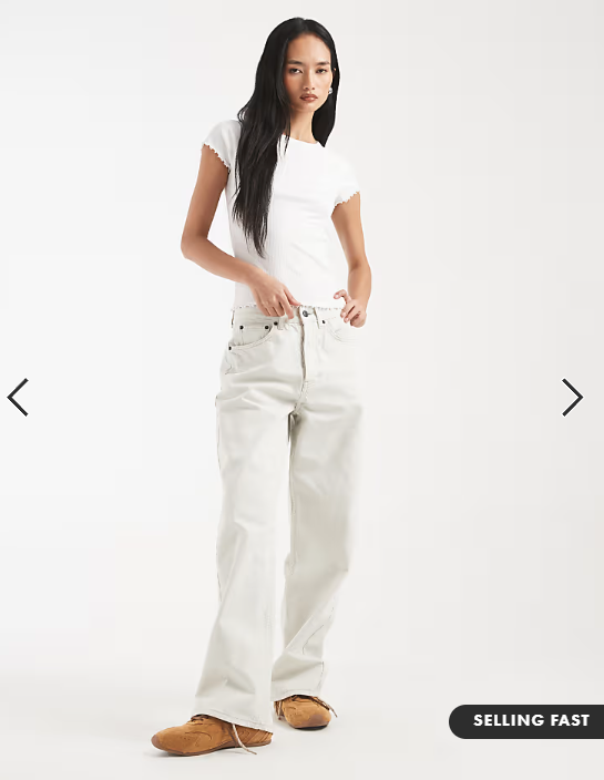 New Look lettuce edge babylock tee in white
