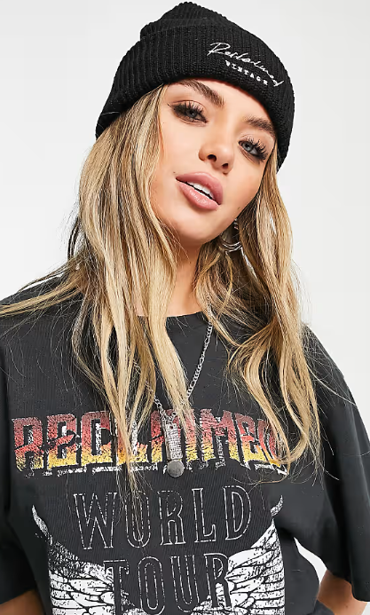 Reclaimed Vintage inspired unisex beanie in black - BLACK