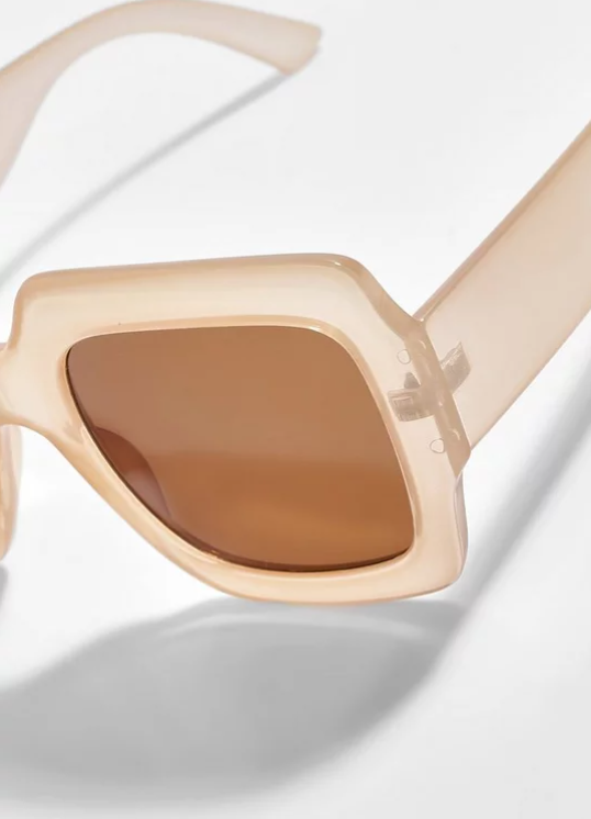 Oversized Brown Lens Tinted Sunglasses