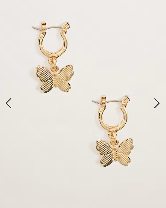 Pieces butterfly hoop earrings in gold tone