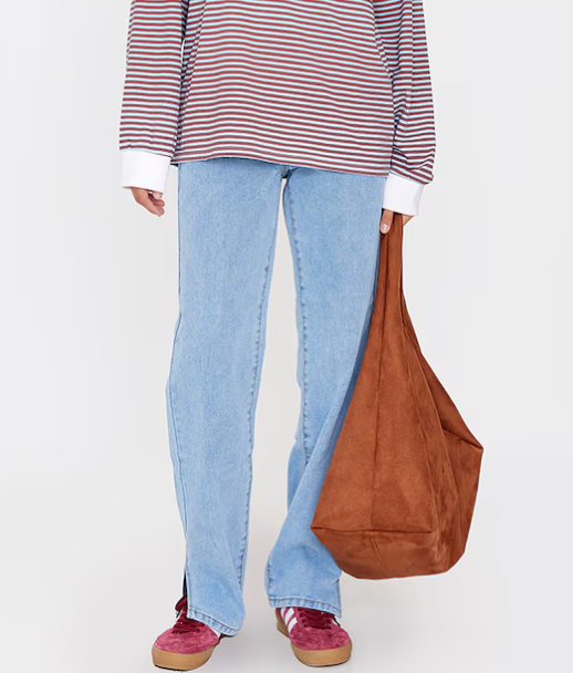 Light Blue Wash L30 Split Hem Style Jeans