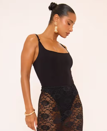 Ego - Scoop Neck Knot Strap Detail Bodysuit In Black