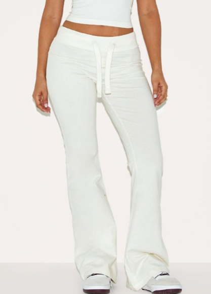Petite Cream Low Rise Skinny Flare Trousers