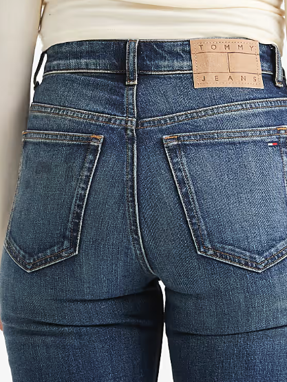 Asos - Tommy Jeans Kira mid rise slim straight turn up jeans in dark wash