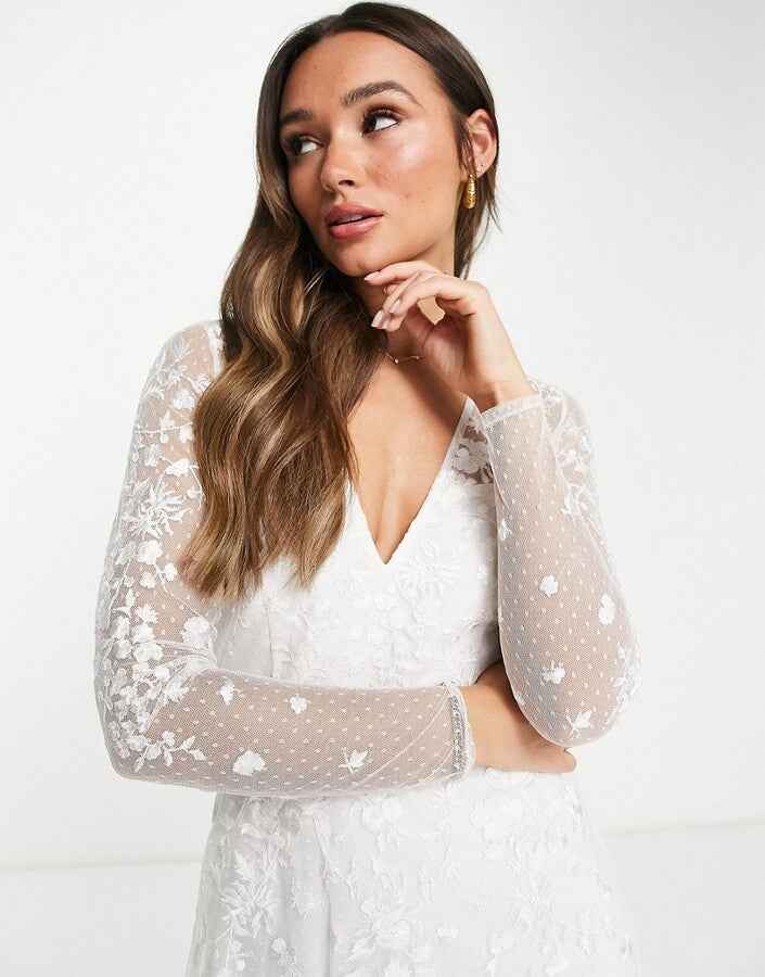 Holly Embroidered V-neck Wedding Dress