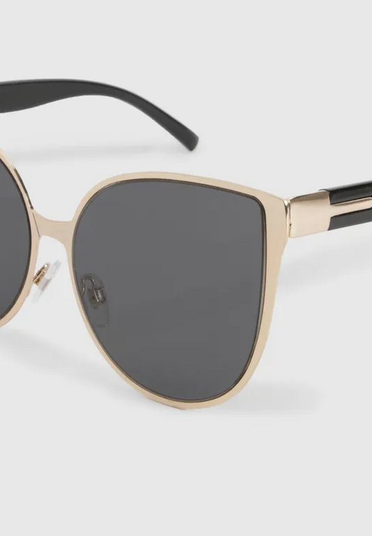 Oversized Retro Sunglasses