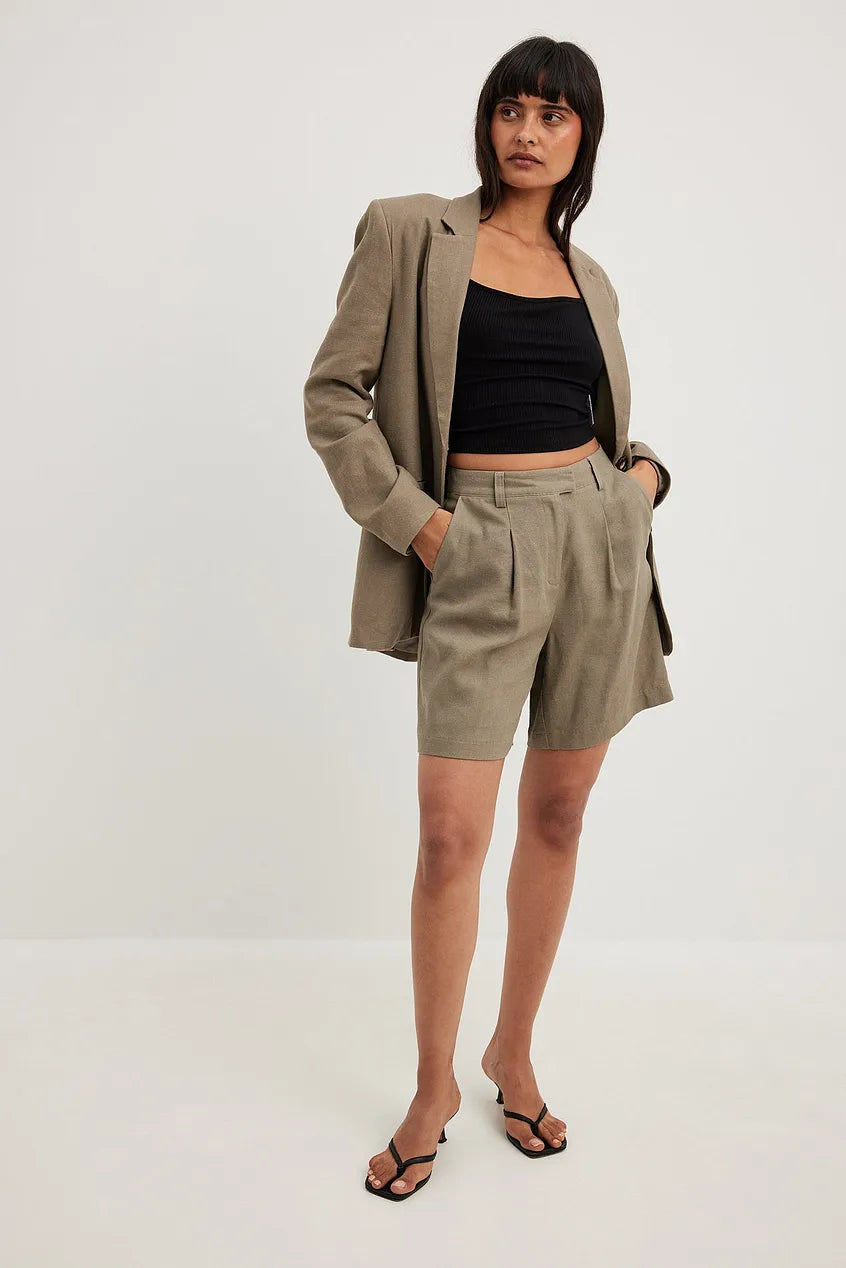 Back Strap Detail Top