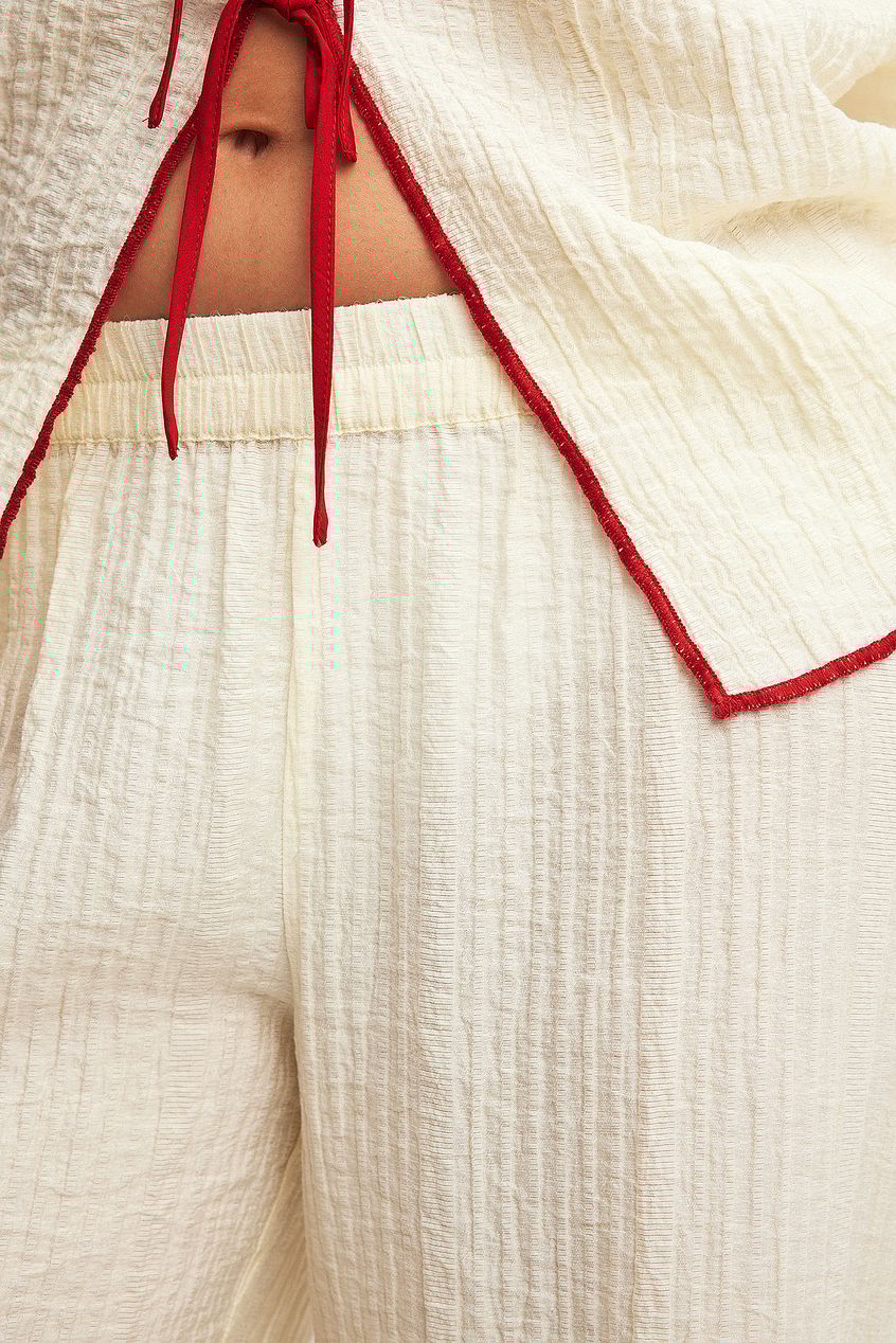 Crinkled Contrast Binding Pants
