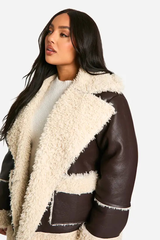 Boohoo - Plus Borg Trim Jacket