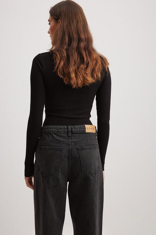 Heart Neckline Rib Body