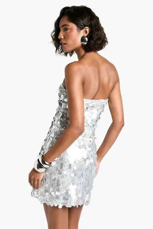 Boohoo - Tall Disc Sequin Bandeau Mini Dress