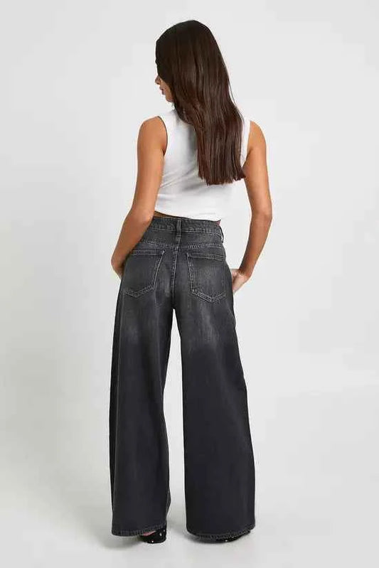 boohoo Petite Basics Mid Waist Boyfriend Jean