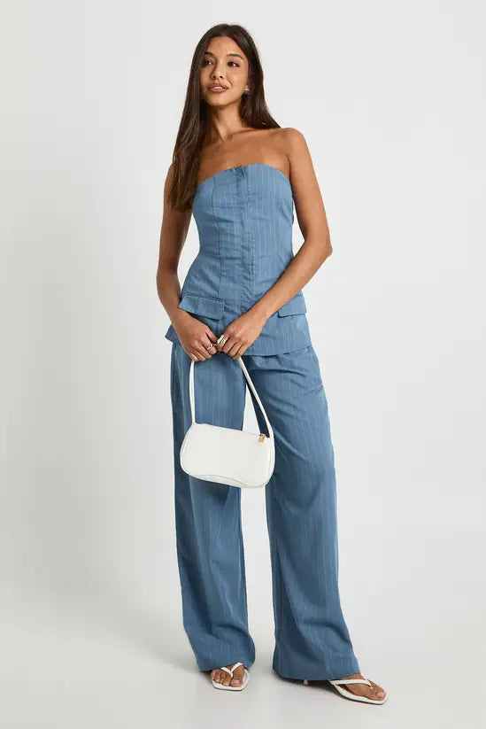 Boohoo - Pinstripe Bandeau & Wide Leg Trouser Co-Ord