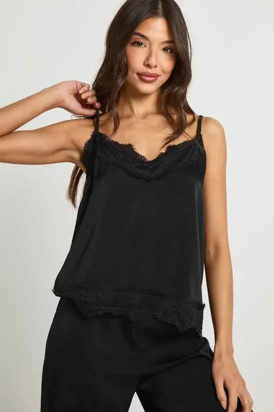 Boohoo - Eyelash Lace Trim Cami & Trouser Pyjama Set