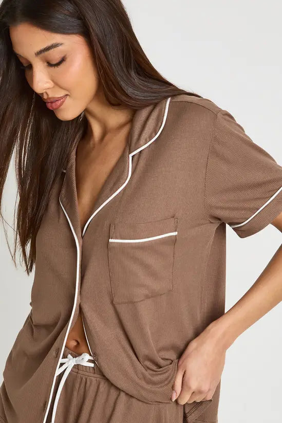 boohoo Soft Rib Piping Detail Short Sleeve Shirt & Short Pyjama Set