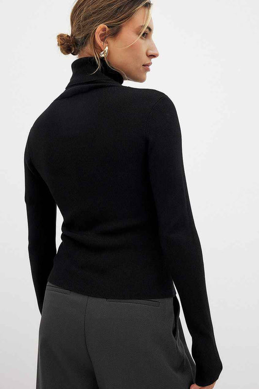 Long Sleeve Turtleneck Ribbed Knitted Top