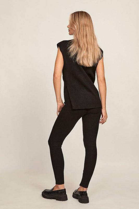 Ribbed Knitted Zip Leggings