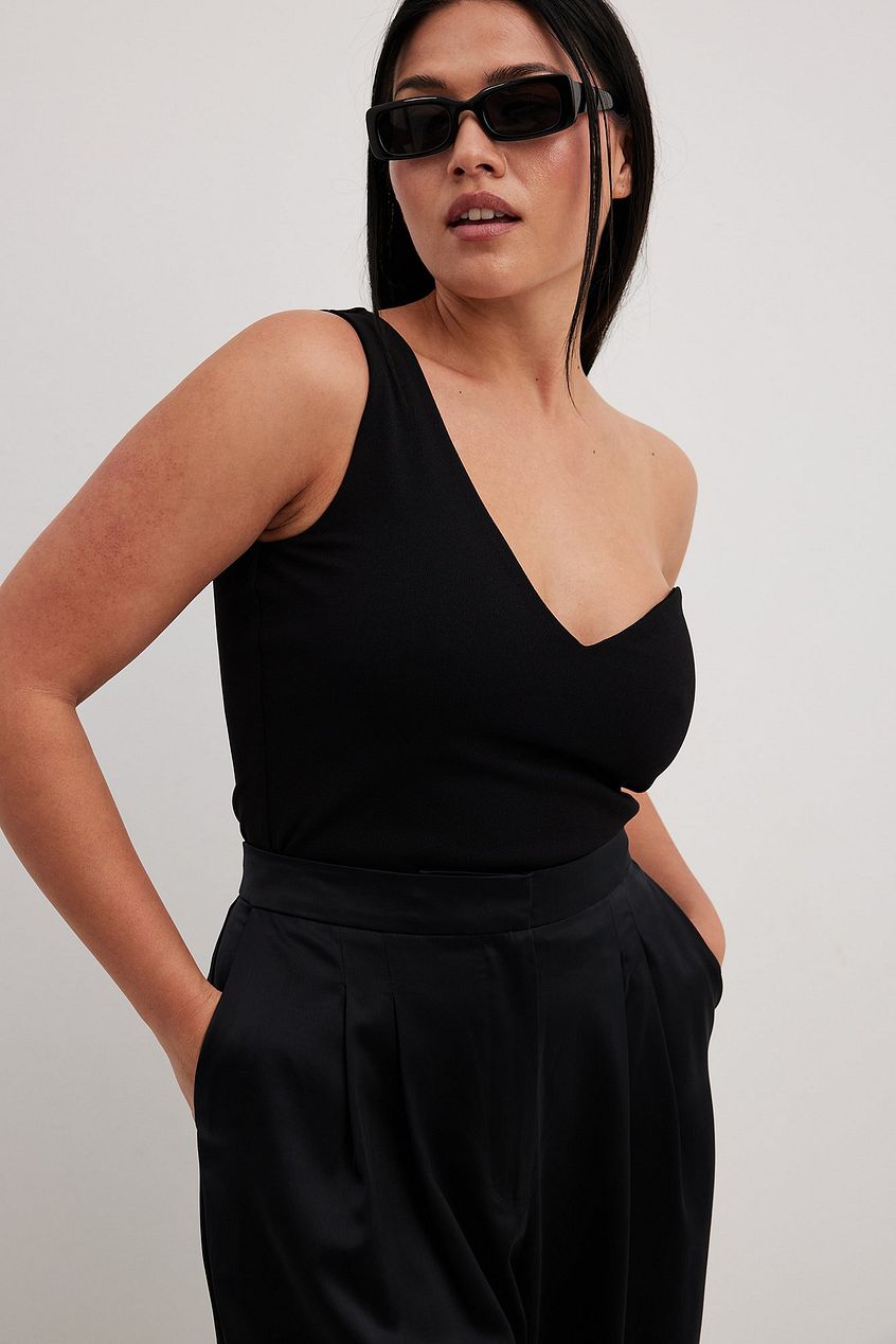 One Shoulder Tight Top