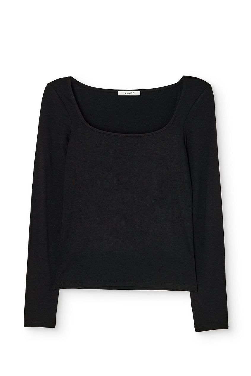 Soft Line Scoop Neck Long Sleeve Top