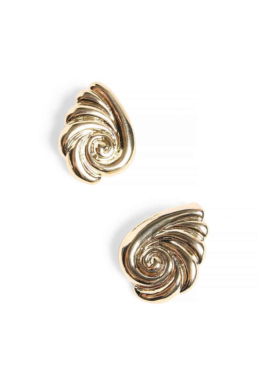Na-kd Swirl Shell Earrings