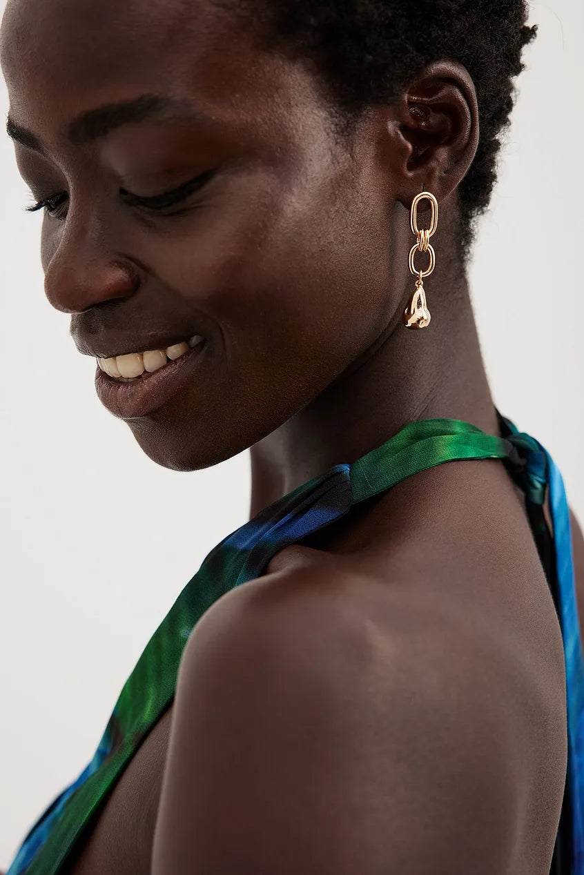 Teardrop Hanging Earrings Gold