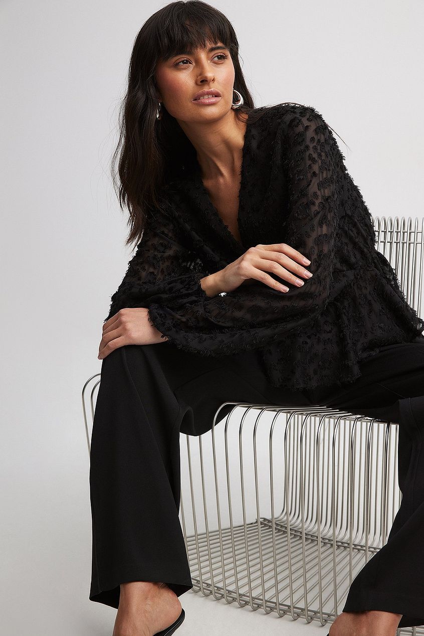 Textured Chiffon Marked Waist Blouse
