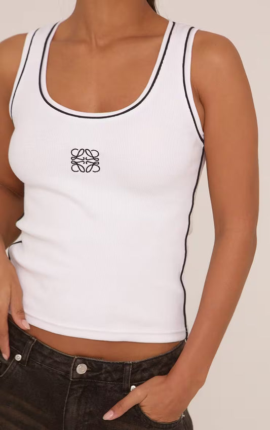 Ego - Scoop Neck Contrast Swirl Detail Sleeveless Vest Top In White