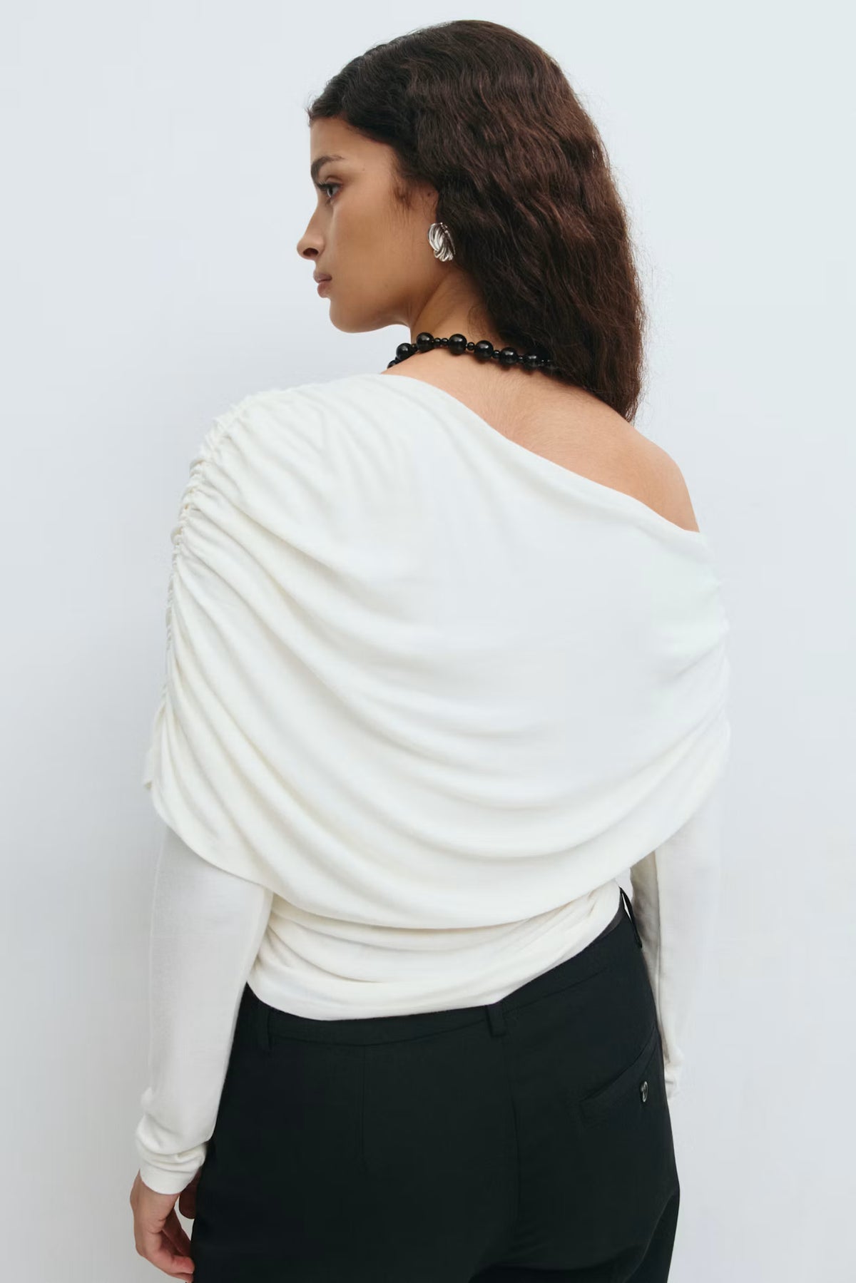 Gina Tricot - sloped shoulder cape top