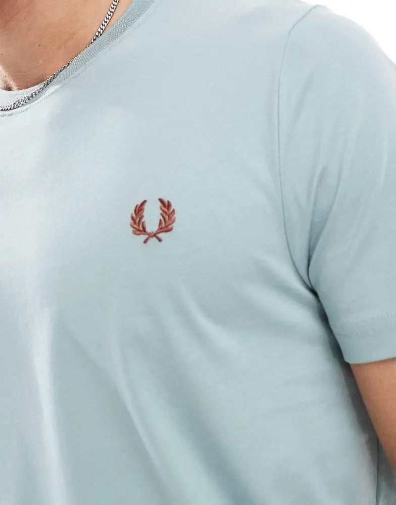 Fred Perry - t shirt in ice
