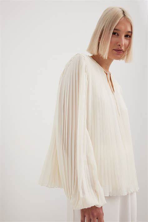 Pleated Round Neck Blouse