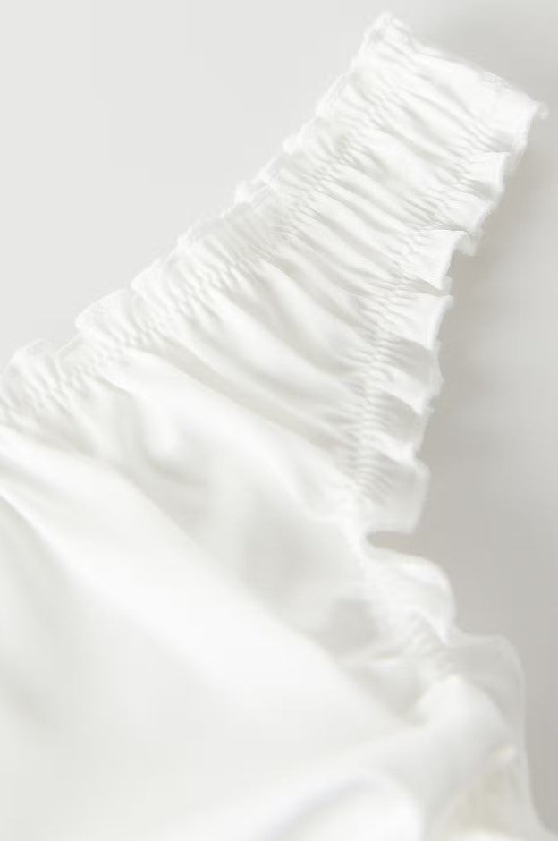 Eva satin string - White