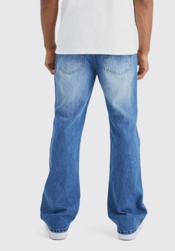 BoohooMan - Relaxed Rigid Flare Jean With Knee Rips