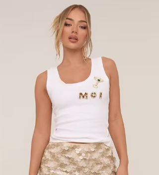 Ego - Scoop Neck Embellished Moi Graphic Vest Top In White Rib