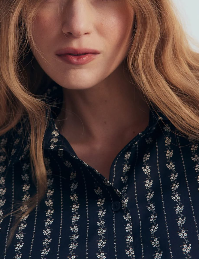 H&M CROPPED TIE-DETAIL SHIRT