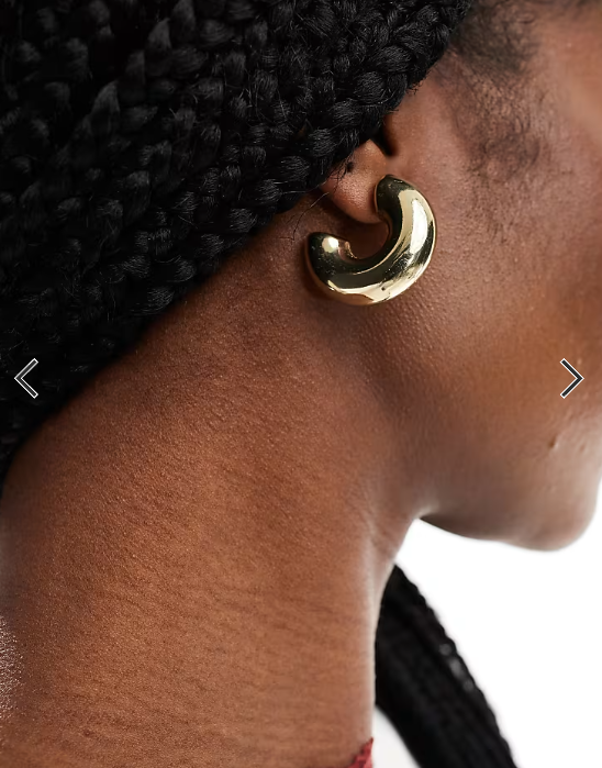 Pieces chunky hoop earrings in gold