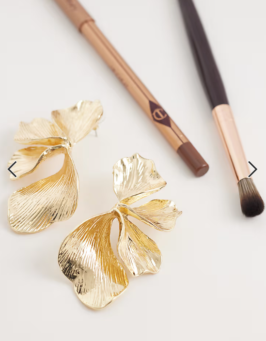 DesignB London statement flower earrings in gold