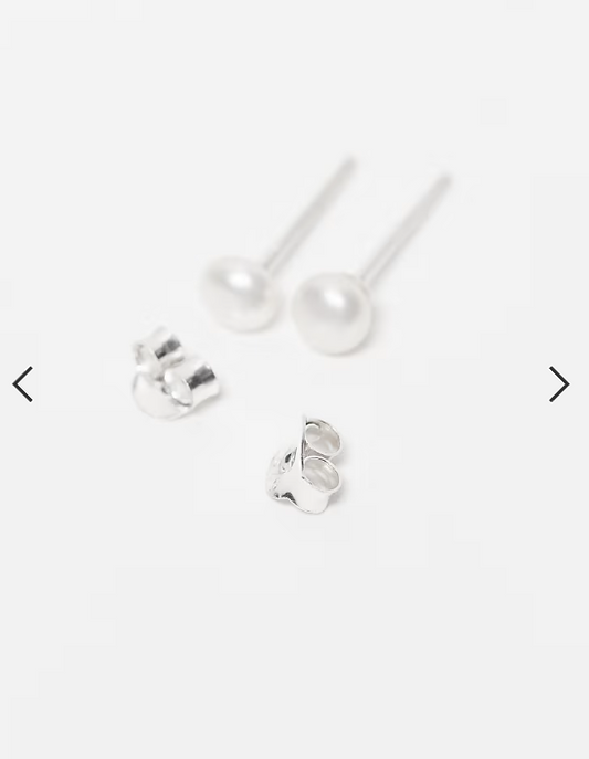 Kingsley Ryan classic pearl stud earring in silver