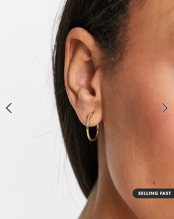Pieces 18k plated small hoops in gold