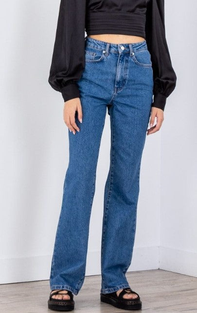 Relaxed Bootcut Jeans