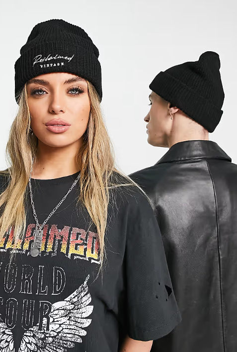 Reclaimed Vintage inspired unisex beanie in black - BLACK